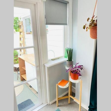 The Yellow Door Whitstable - Peaceful Retreat Close To Beach エクステリア 写真
