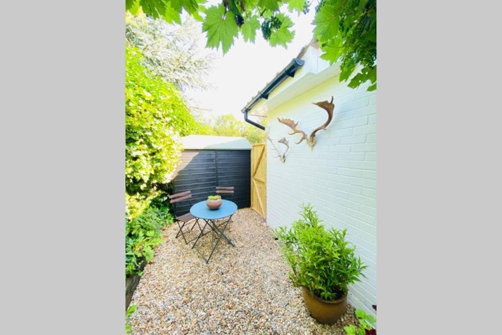 The Yellow Door Whitstable - Peaceful Retreat Close To Beach エクステリア 写真